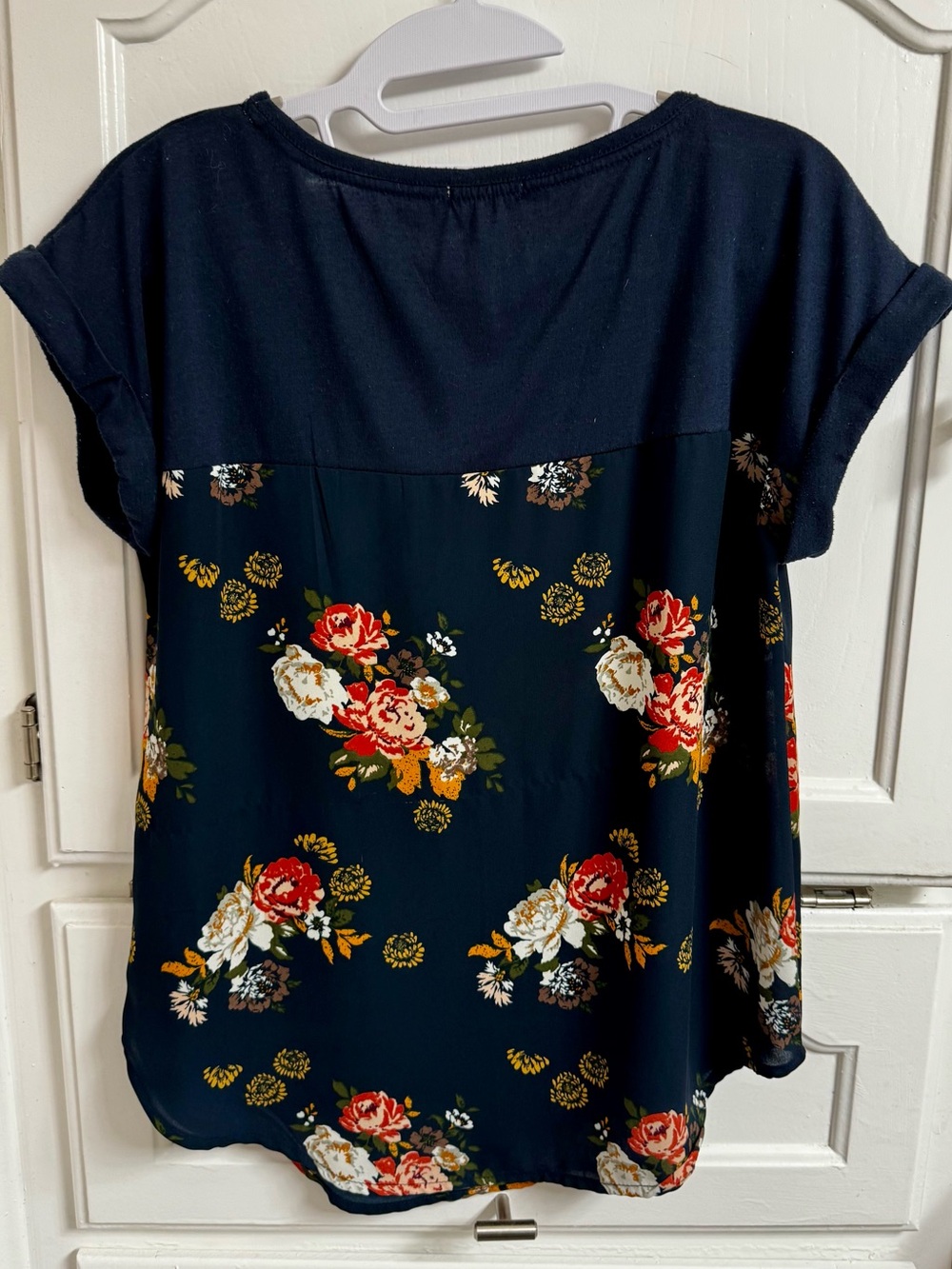 Mason & Belle Mixed Media Floral Cuffed Sleeve Top | Women’s Small - Picture 3 of 10